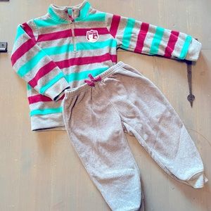 2/$15🍒 EUC 18M Cozy Two Piece Set